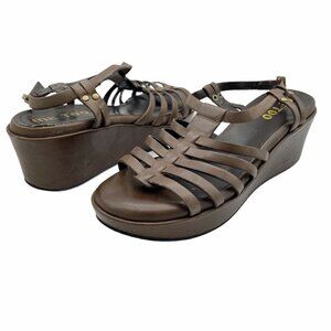 Me Too Brown Crescent 6 Wedges Women's Size 7.5M